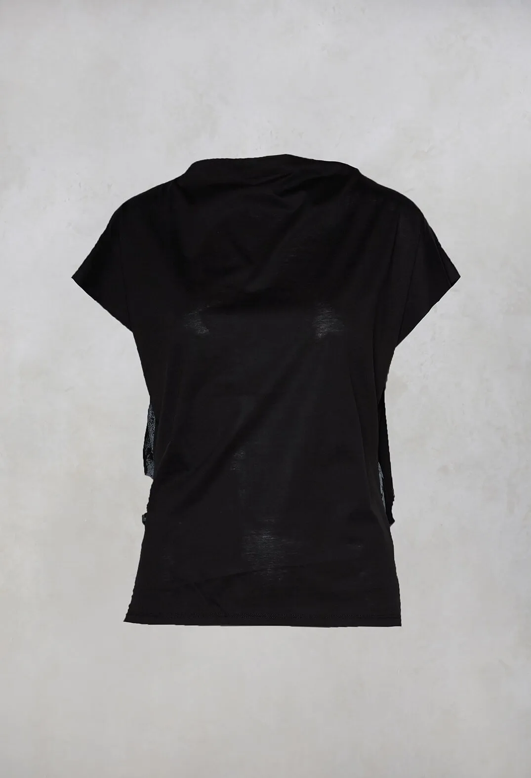 Boxy T-Shirt in Black