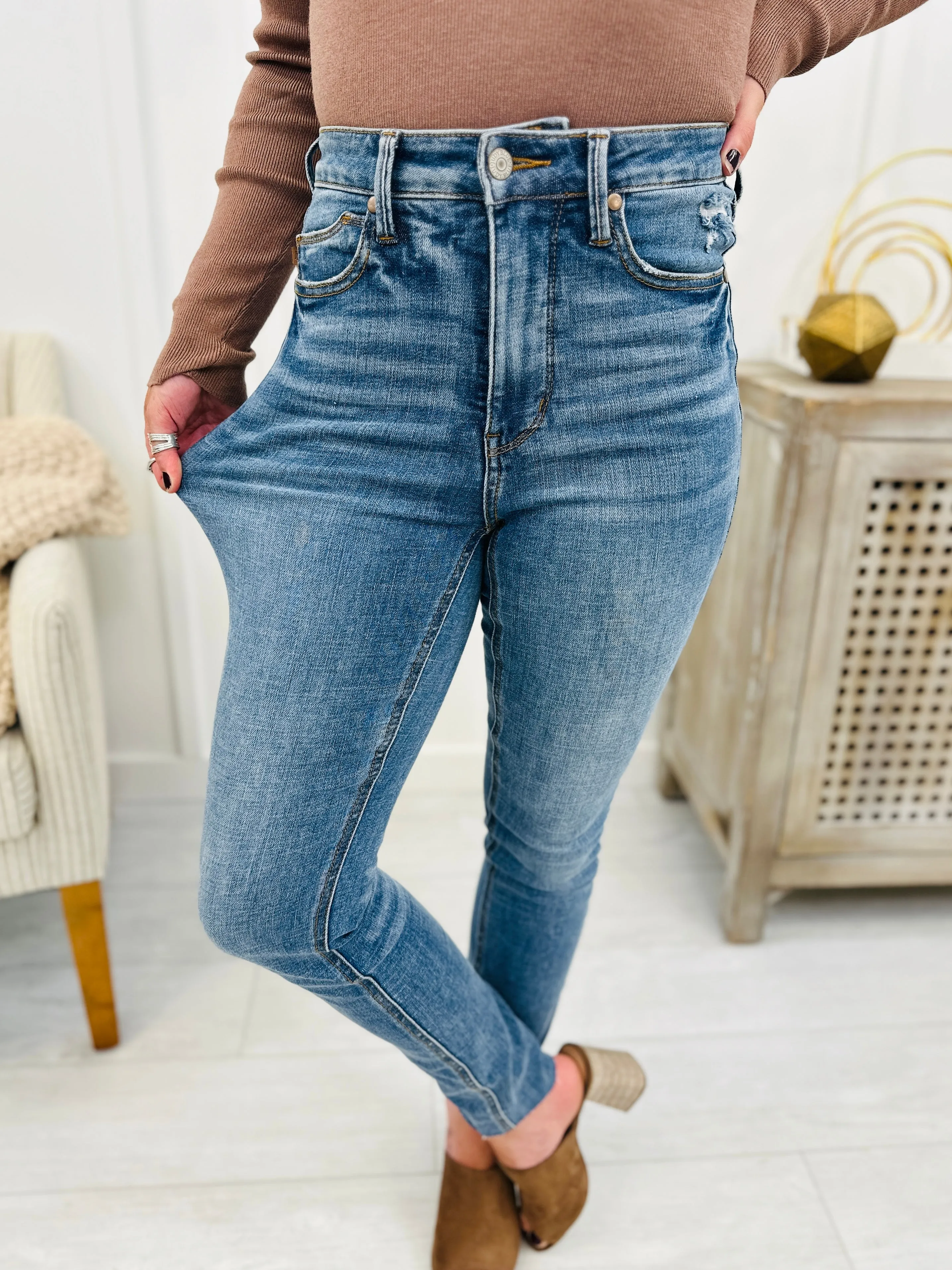 Judy Blue REG/CURVY Trifecta 2.0 Tummy Control   Butt Lifting Skinny Jeans