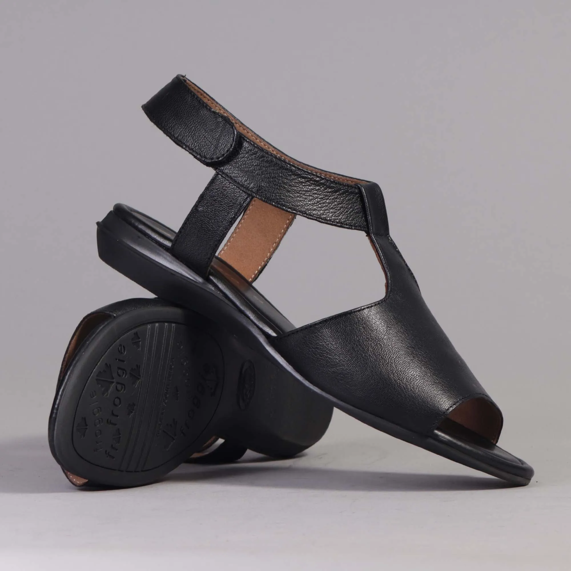 Slingback Sandal in Black - 12554