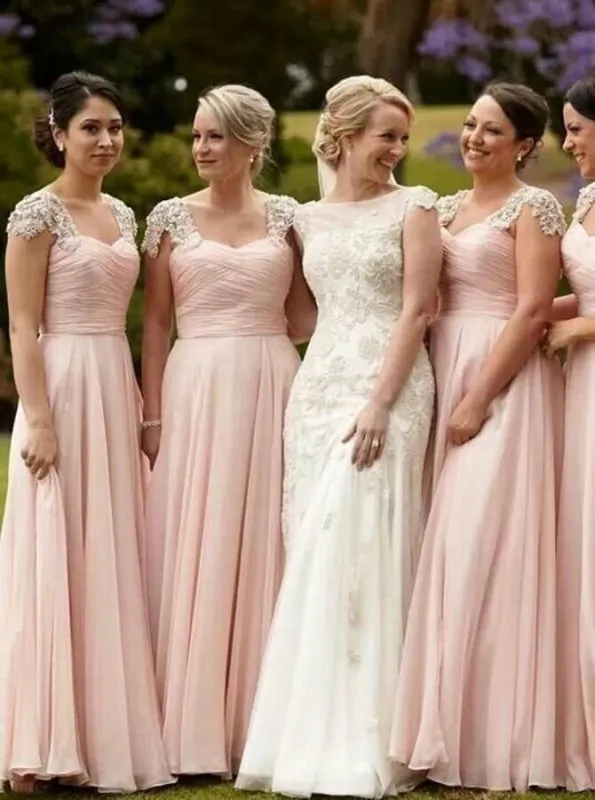 Stunning Scoop Floor-Length Pink Chiffon Bridesmaid Dress